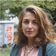 Nachhilfestunde in Literatur auf Deutsch und Englisch mit Nina